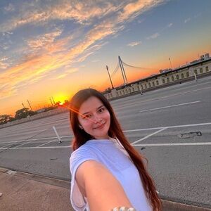 Meet your Posher, Ave